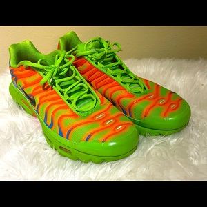 Rare Nike Air Max Plus Supreme Edition